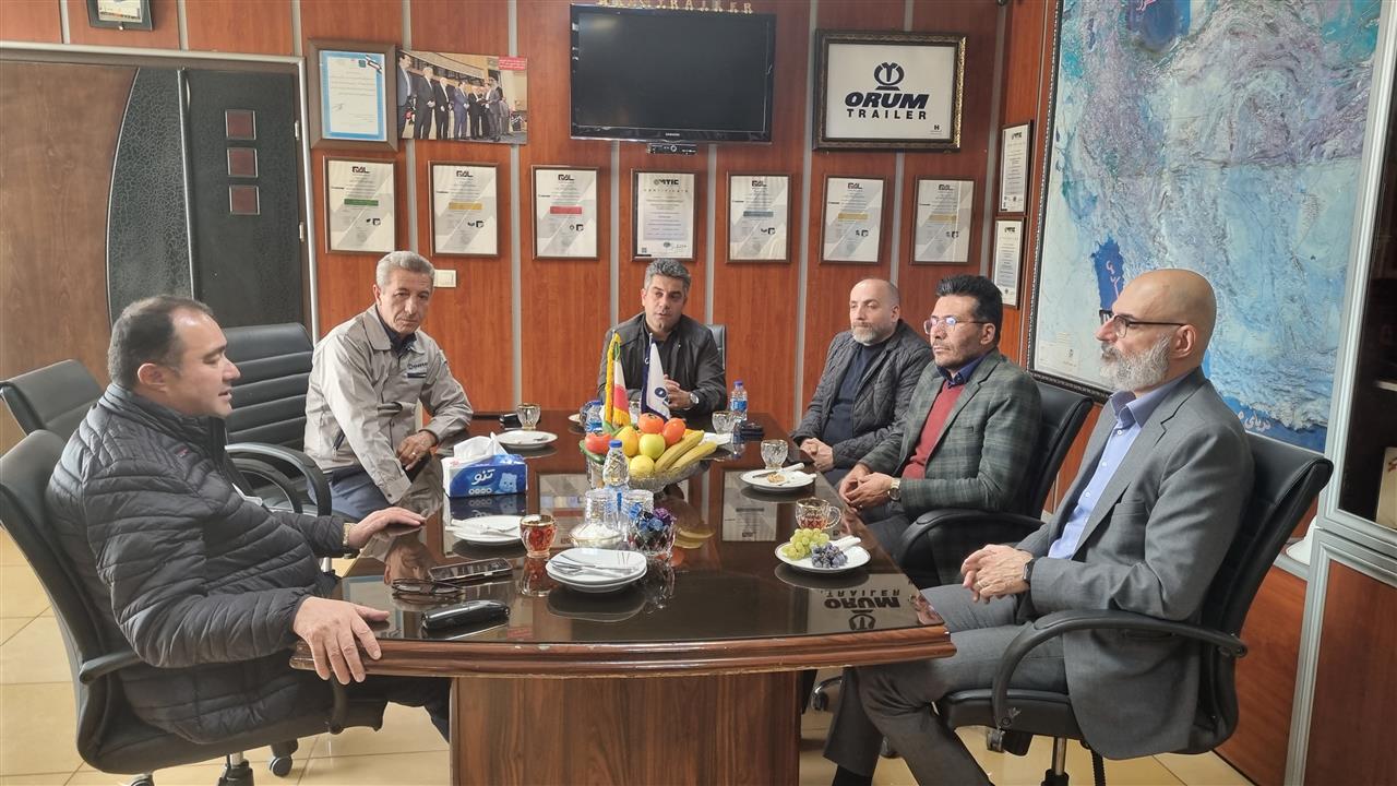 نشست فنی و استراتژیک مدیرعامل شرکت بوتان ران با مدیرعامل یکی از برترین واحدهای تولیدکننده تریلر در کشور